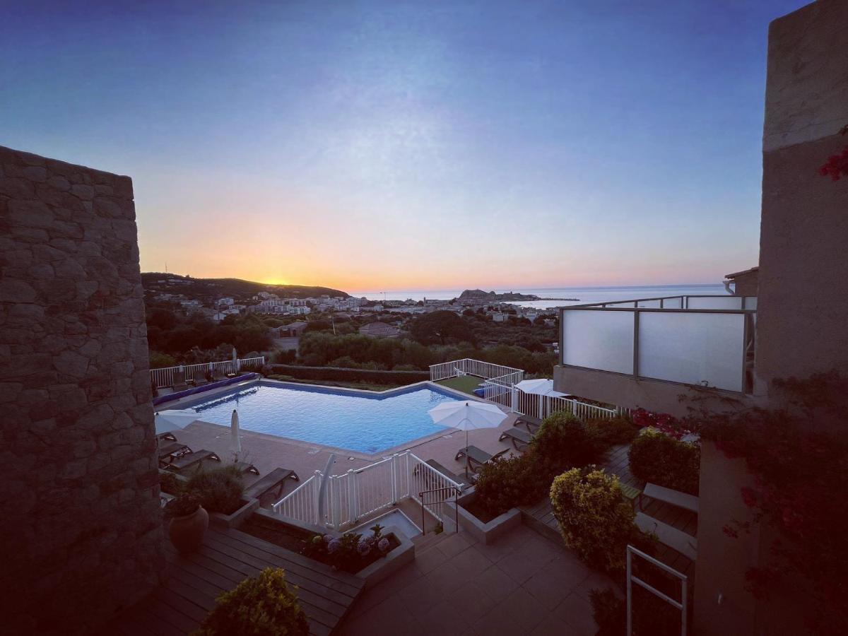Hotel Funtana Marina LʼÎle-Rousse エクステリア 写真
