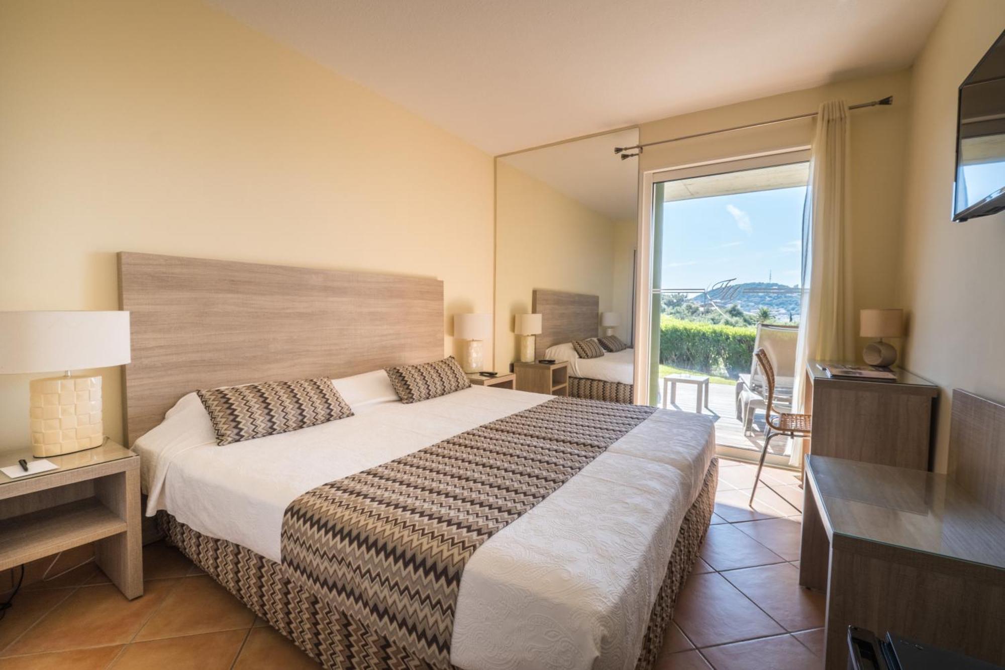 Hotel Funtana Marina LʼÎle-Rousse エクステリア 写真